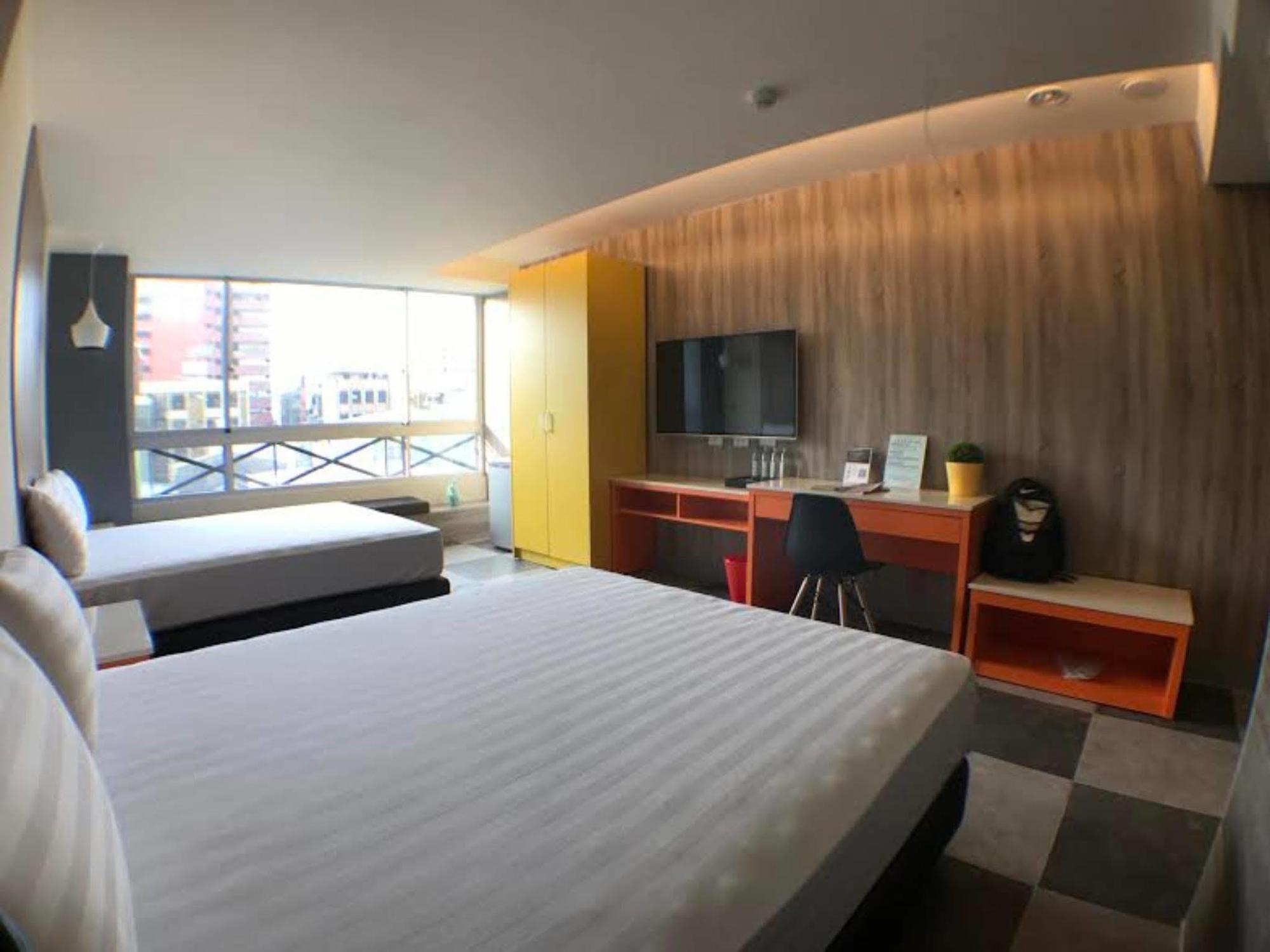 P&E Hotel Tajnan Kültér fotó
