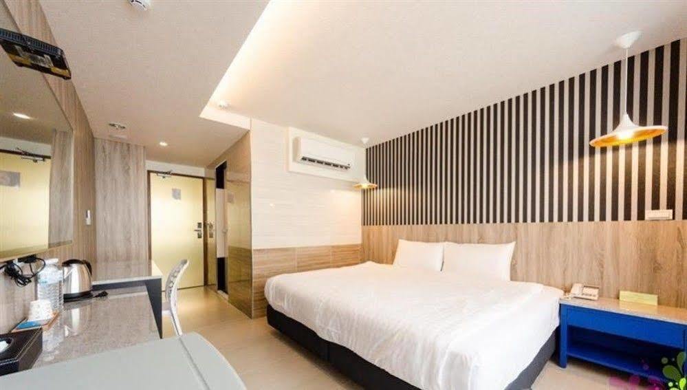 P&E Hotel Tajnan Kültér fotó