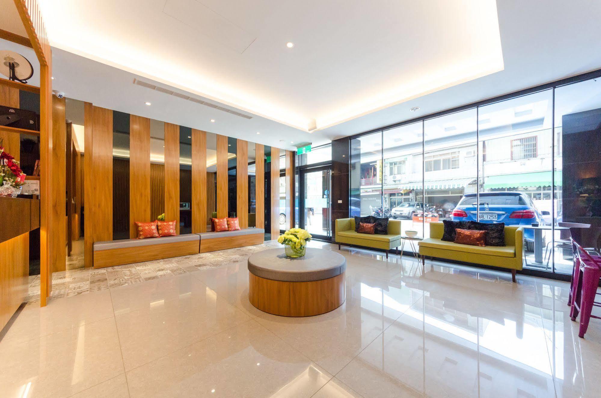 P&E Hotel Tajnan Kültér fotó
