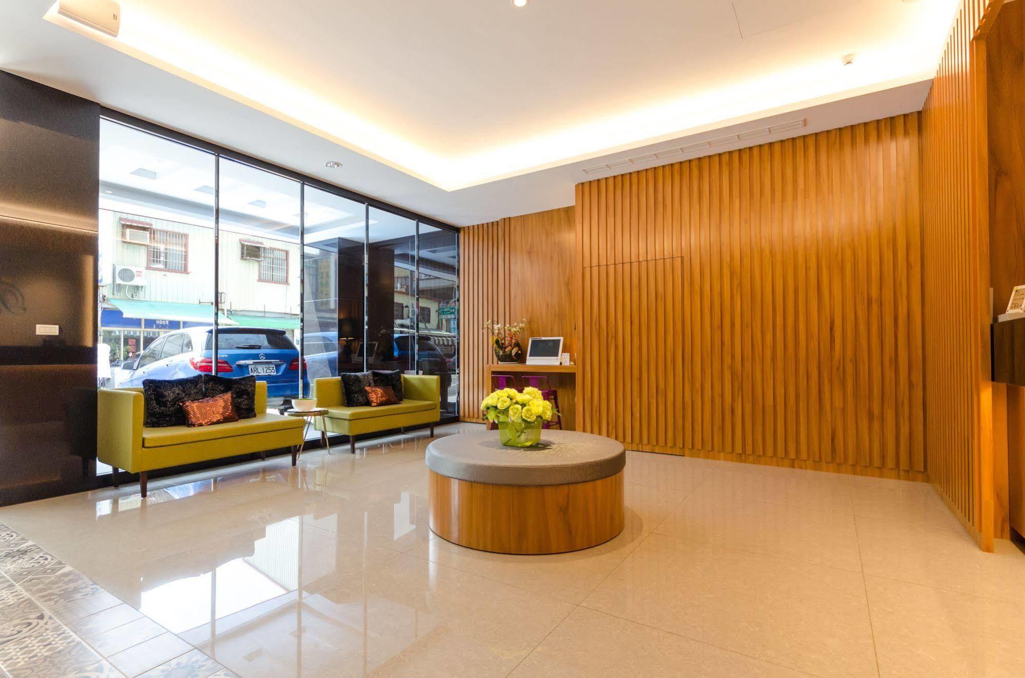 P&E Hotel Tajnan Kültér fotó